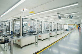 機器人替代技術工人 電子元器件生產引領工業無人化新時代